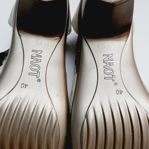 NAOT | Strappy Open Toe Low Heel Shoes Genuine Leather Metallic Champagne Sz 9 - Picture 14 of 16